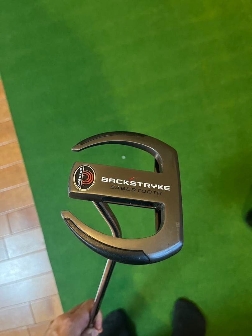 オデッセイ BACKSTRYKE SABERTOOTH パター 34インチ