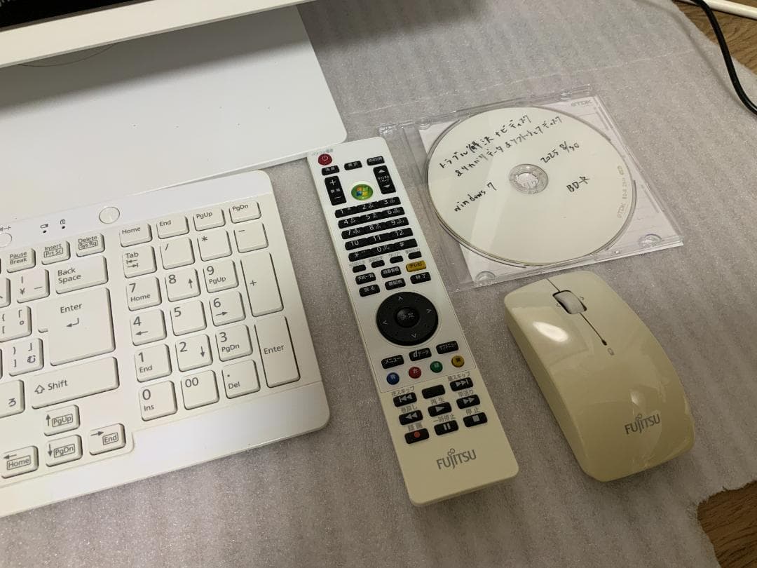 富士通FMVF77GDW/Win11/i7/8GB/2TB/BD/TV視聴可