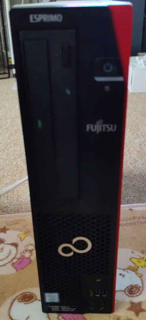 Windows11　Fujitsu ESPRIMO デスクトップPC
