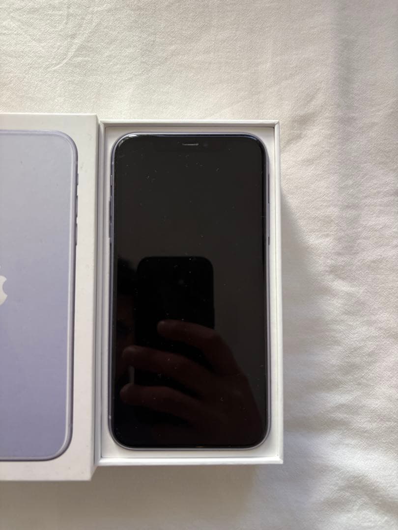 【美品】Apple iPhone11 パープル128GB SIMフリー初期化済み