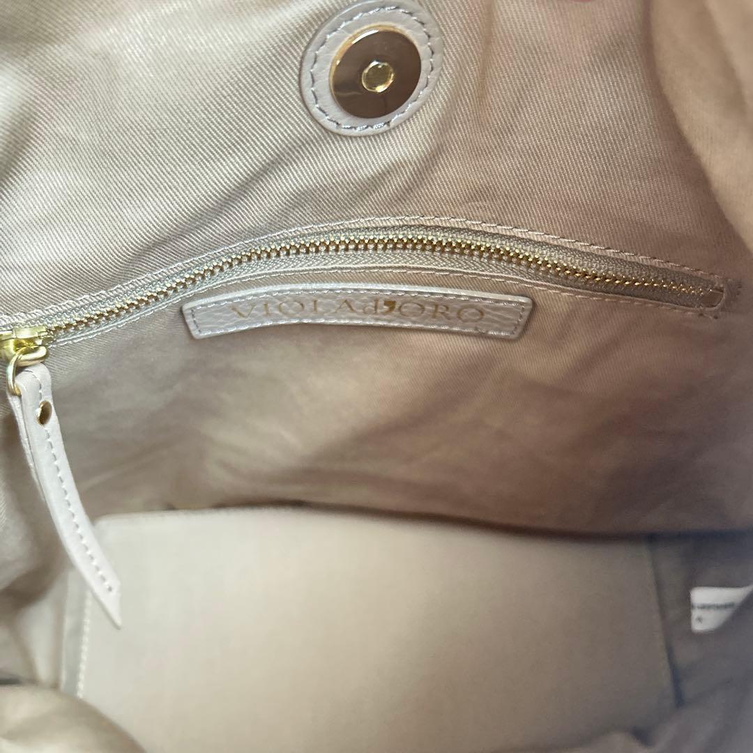 【真夏の大特価SALE！】ヴィオラドーロ　カゴバッグ　トートバッグ　タッセル