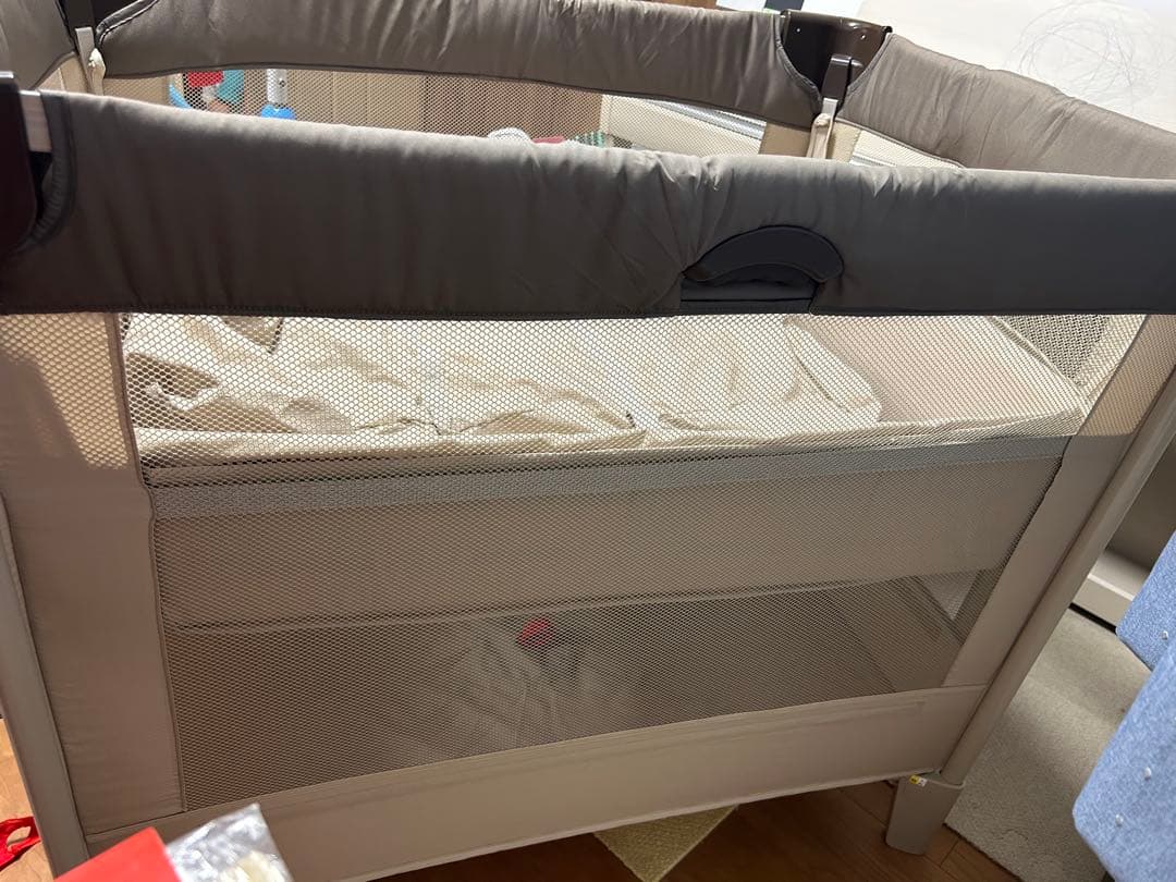 【ねこ】アップリカ Aprica ベビーベッド　ココネルエアー