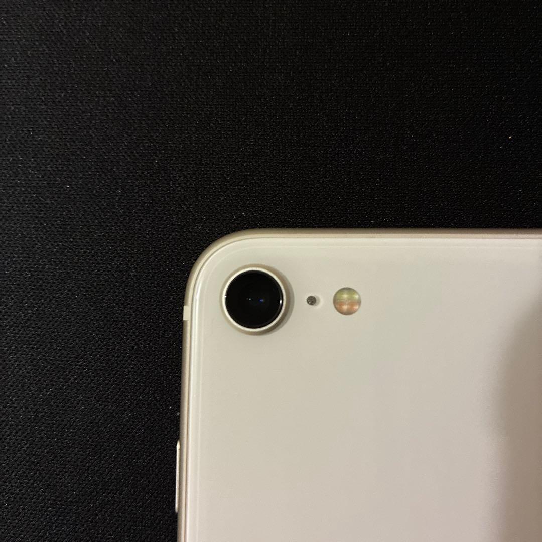 【美品】iPhone SE3 スターライト 128GB 本体 箱 ケース付き