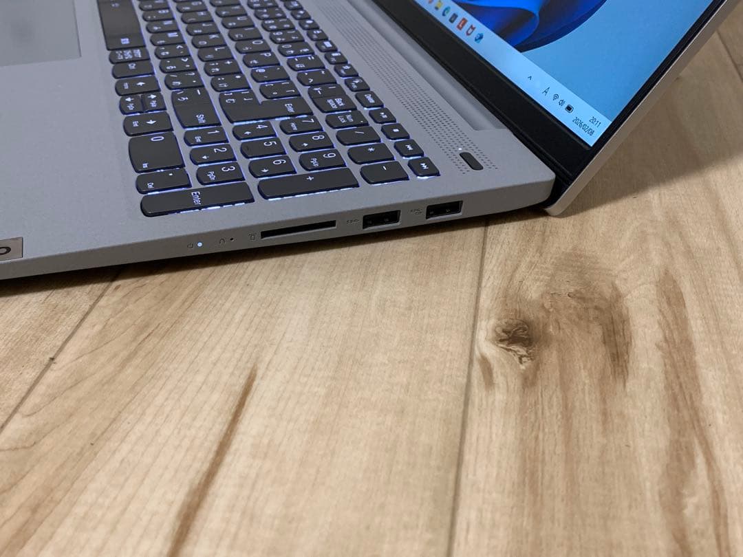 LenovoノートPC IDEAPAD 5 16/512GB SSD