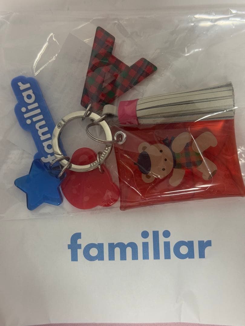 ファミリア　カスタマイズチャーム　イニシャルA