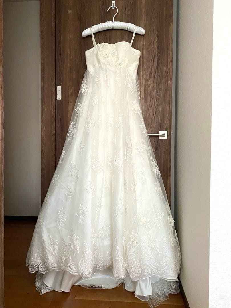 ワタベウェディング　エンパイアウェディングドレス