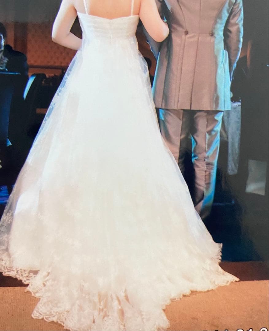 ワタベウェディング　エンパイアウェディングドレス