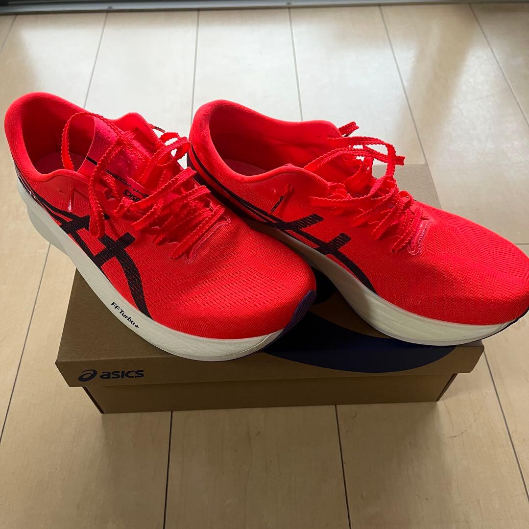 【美品】走行8キロASICS S4+YOGIRI 26.5