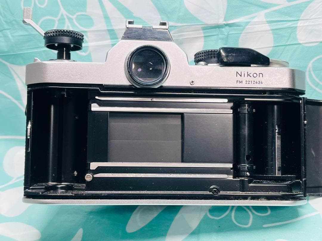 Nikon FMボディ 初期型 動作確認済 プリズム腐食有
