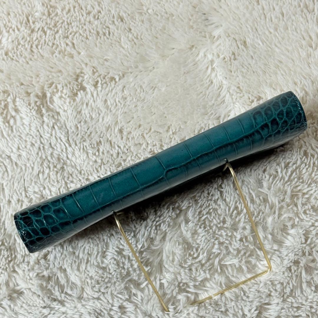 ⭐️新品未使用⭐️　Epoi　エポイ　クロコ型押し　長財布　ベルトストラップ