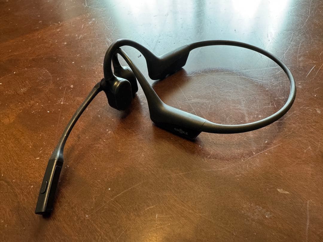 Shokz OpenComm2 UC アップグレード前モデル　骨伝導イヤホン