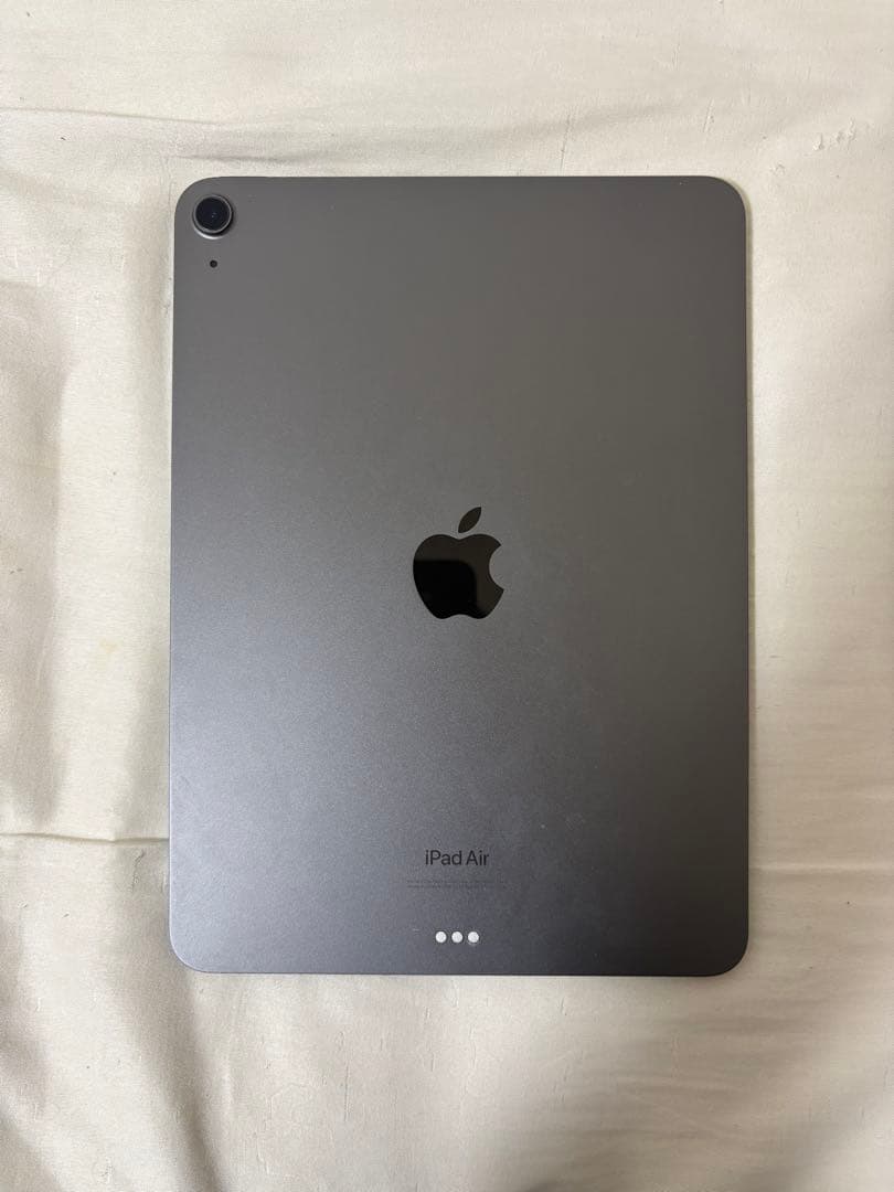 Apple iPad Air (第5世代)＋Apple Pencil，純正ケース