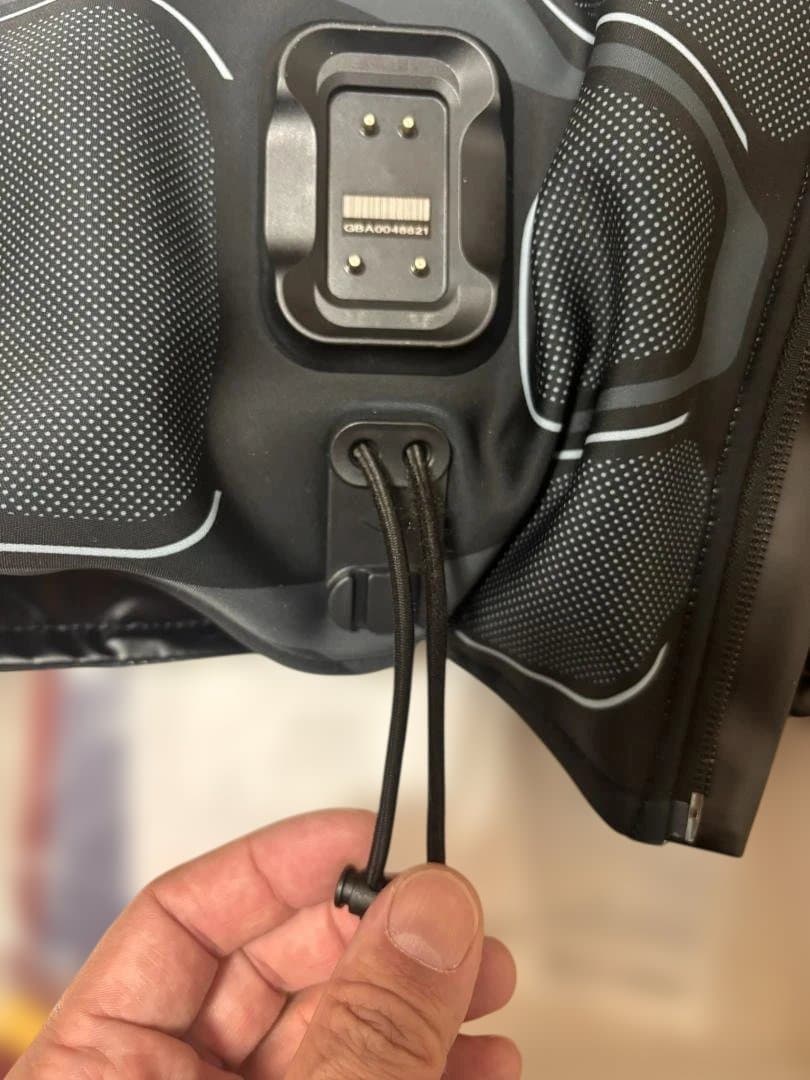 SIXPADコアベルト2 Ｍサイズ　コントローラー、箱、説明書、専用バッグあり