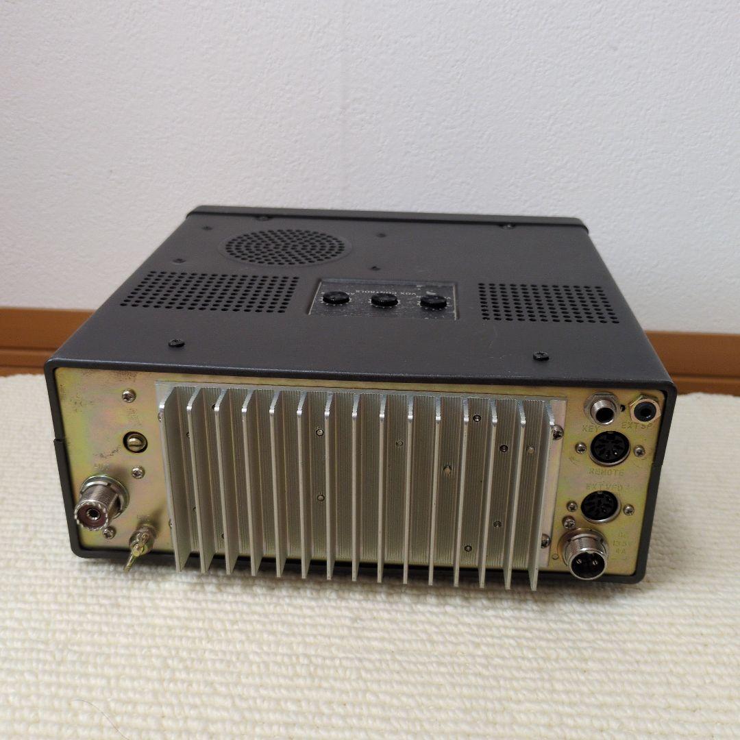 アマチュア無線機　ＴＳ-１３０Ｖ
