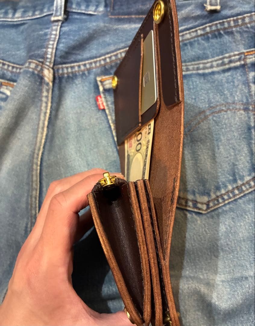 トラッカーウォレット　ミドル　イタリアンレザー　ブルガロ　アポロコンチョ