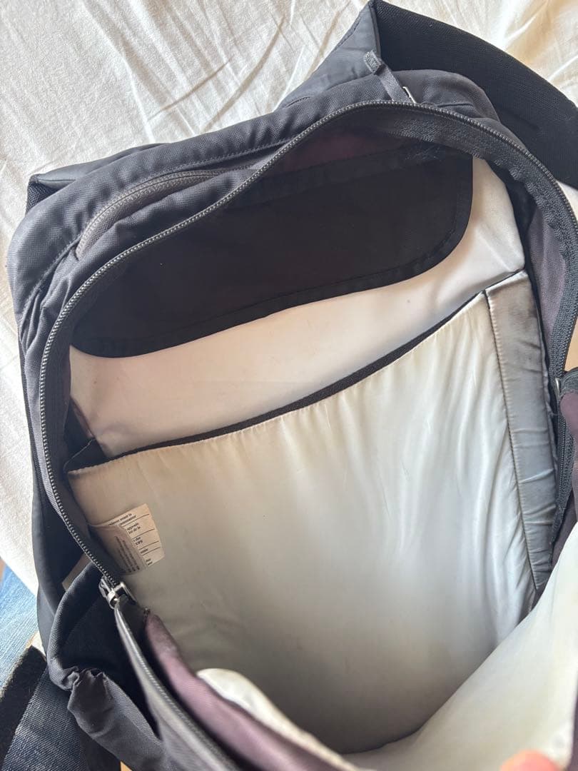 アークテリクス PENDER ペンダー　廃盤　ブラック 通学　通勤　リュック