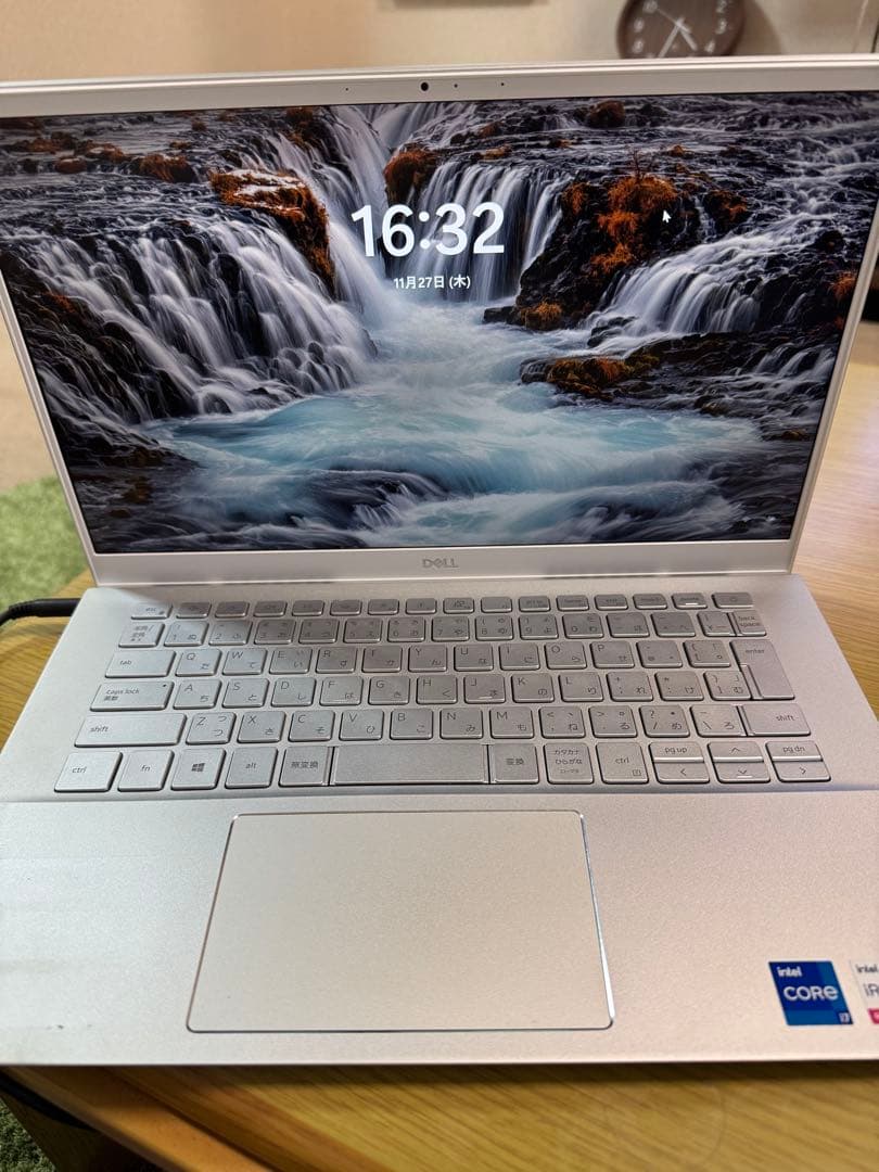 ☆高性能☆ Dell 第11世代 Core i7-1165G7 高速SSD