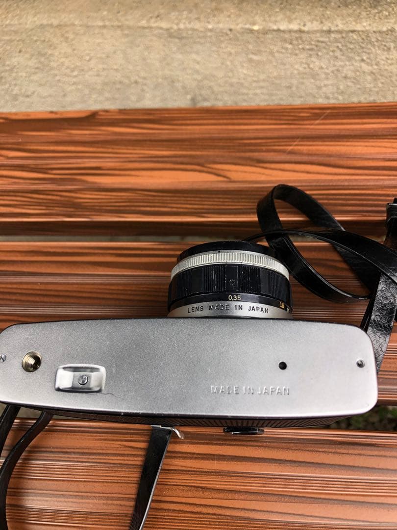 297番 Olympus PEN-F フィルムカメラ 38mm f/1.8