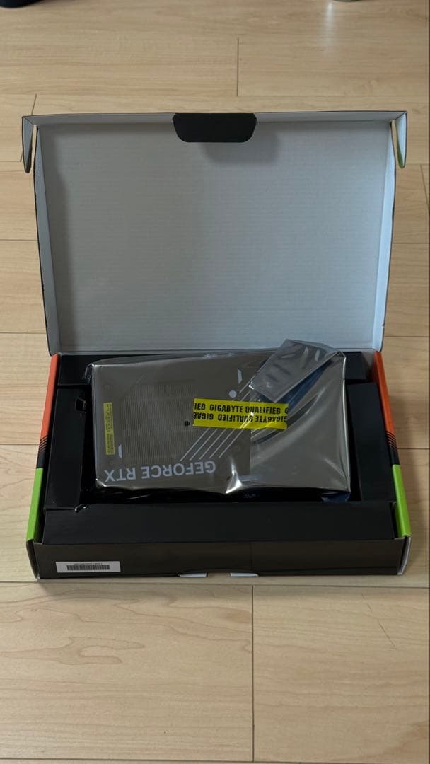 グラフィックボード・グラボ・ビデオカード GIGABYTE GeForce RTX5060 WINDFORCE OC 8G