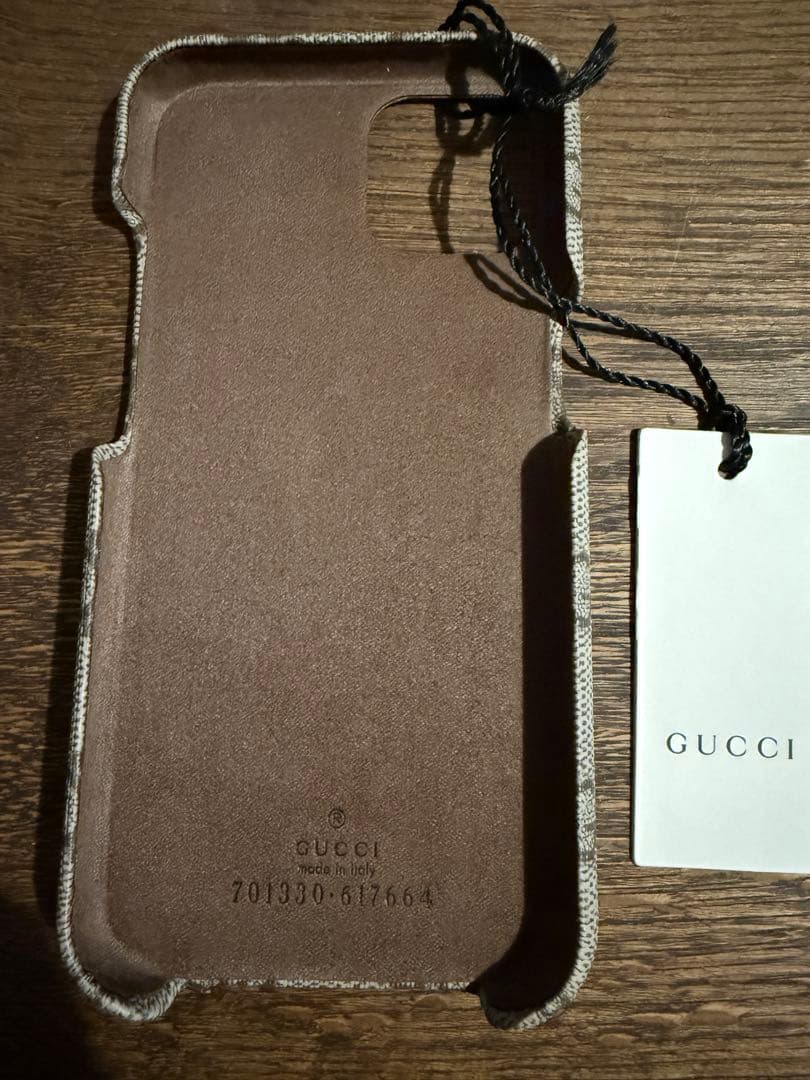 新品　グッチ GGスプリーム iPhone 13 14 15ケース GUCCI