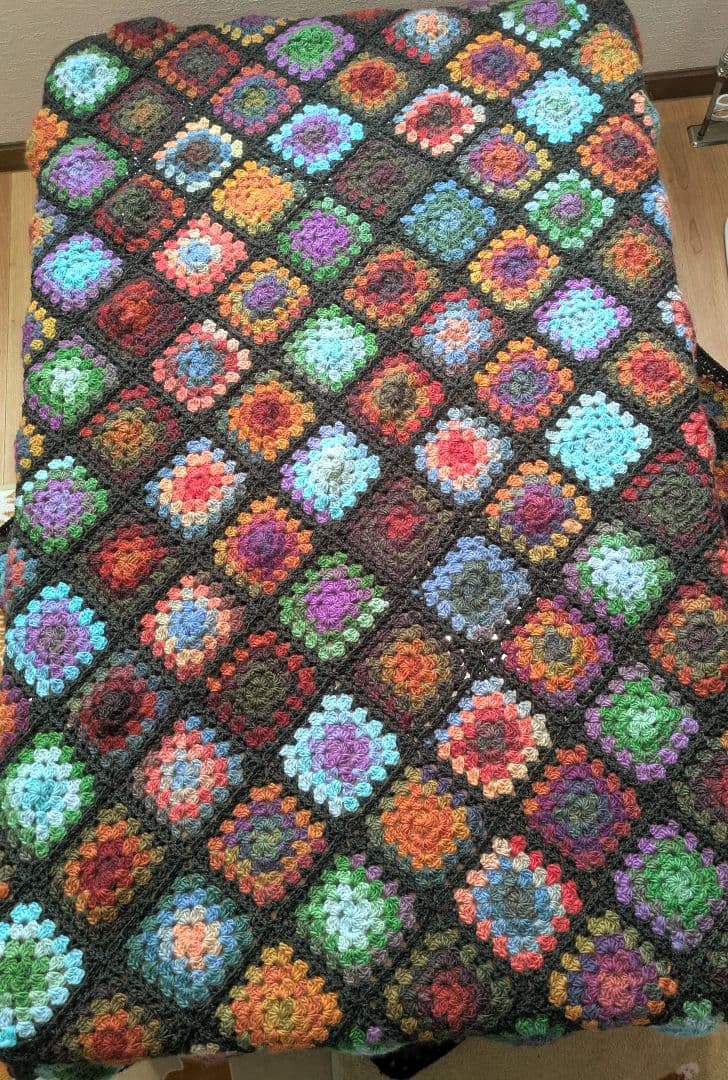 手編み　マルチカバー　こたつカバー　レトロポップ　ベッドカバー　アジアン雑貨