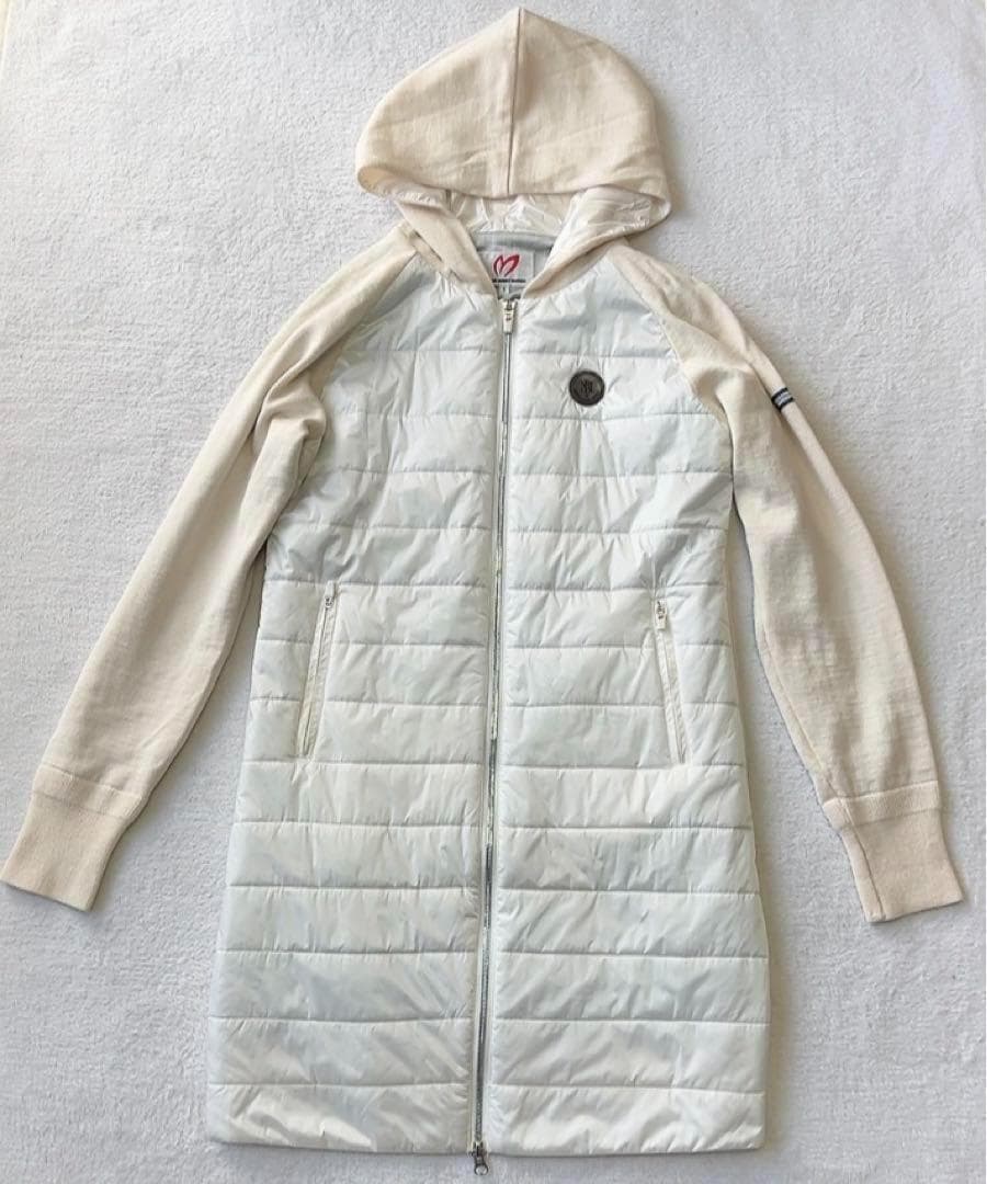 美品　マスターバニー　中綿　ワンピース　コート　ニット　白　 蓄熱裏地　フード