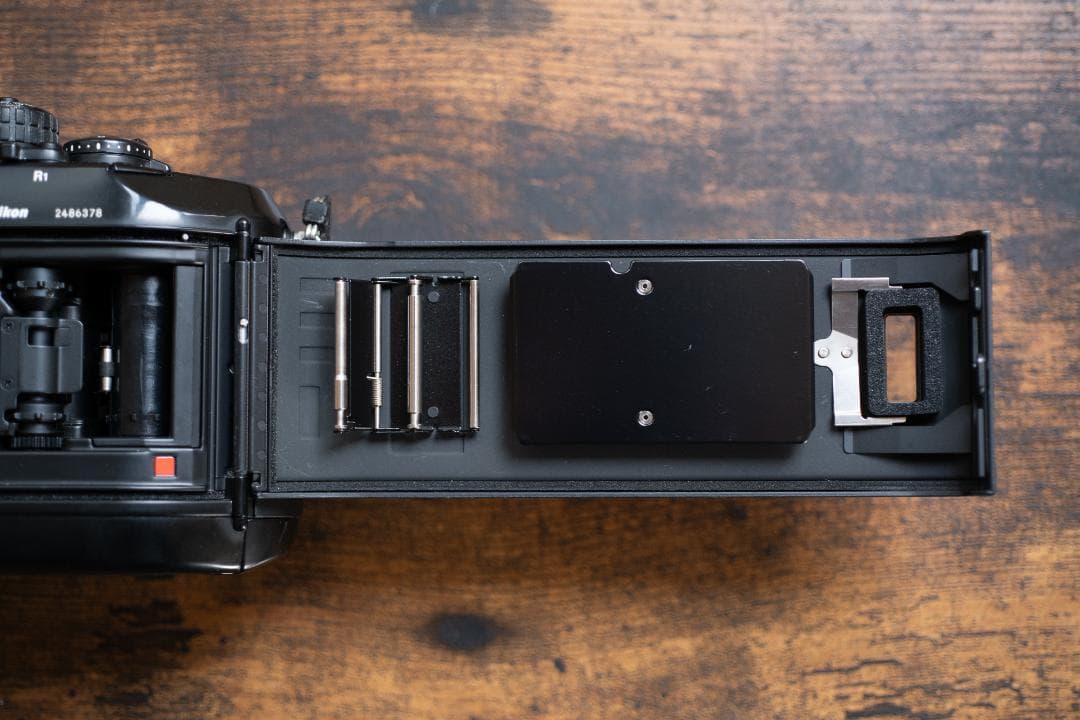 動作品 Nikon F4　ニコン フィルムカメラ