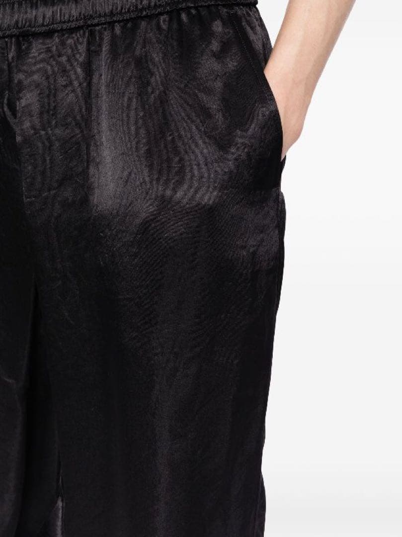 パンツ JULIUS Drop-Crotch Cropped Pants