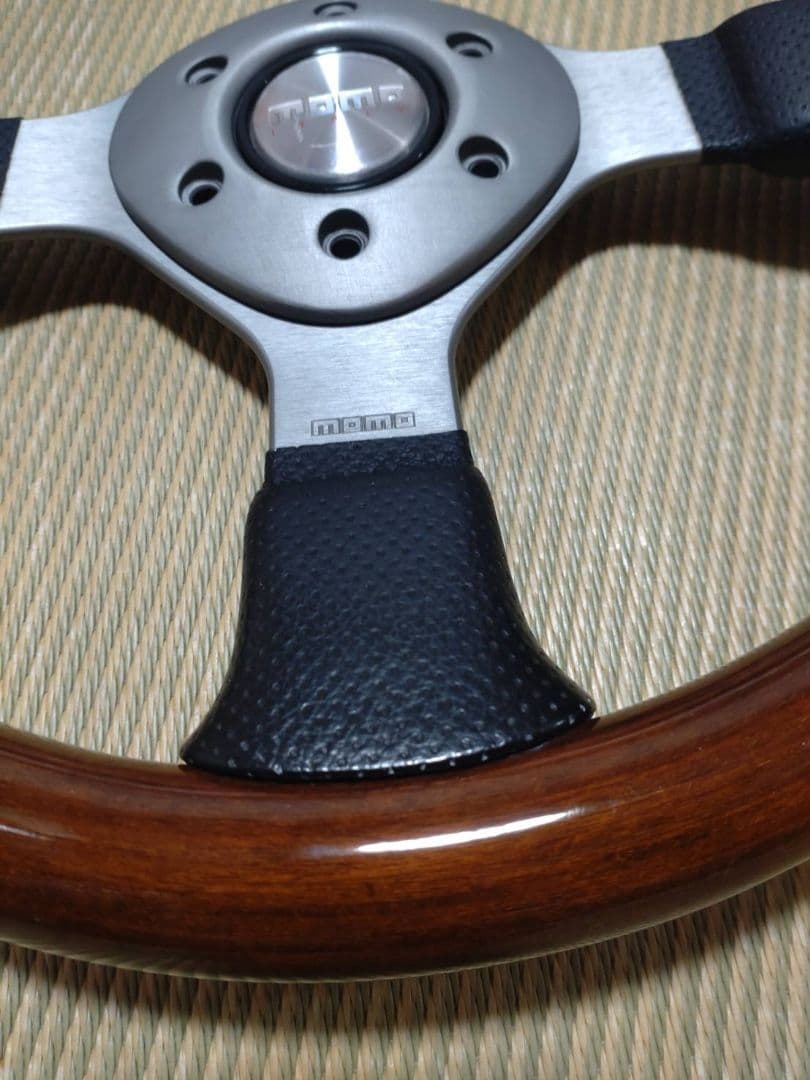 MOMO ステアリング　ファイター　約35mm