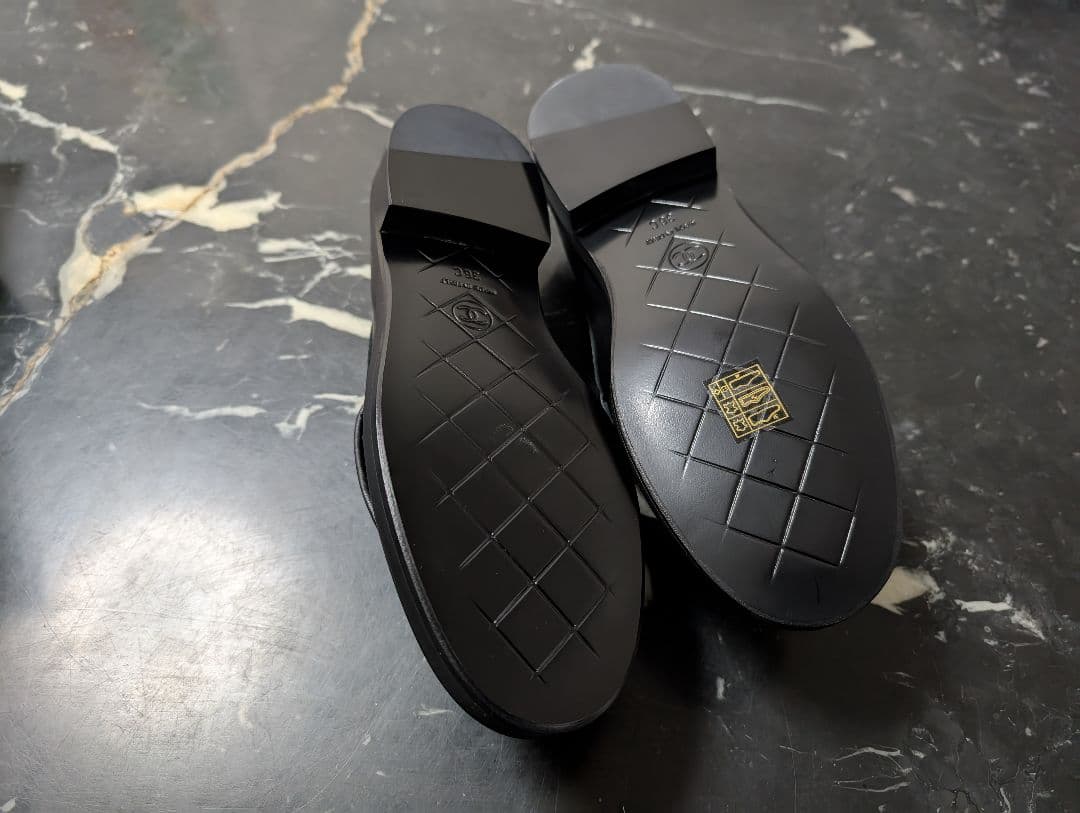 ♥CHANEL♥ロゴ キルティング　新品