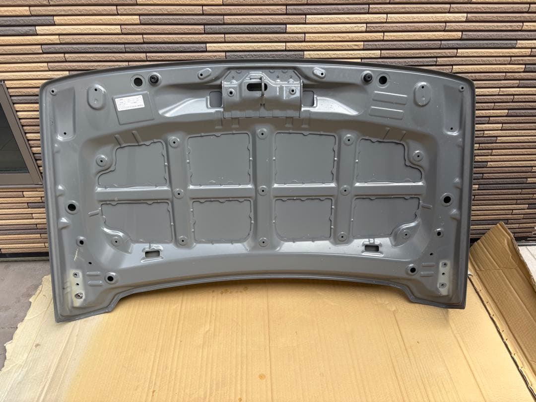 ジムニーシエラJB74 純正ボンネット ミディアムグレー色