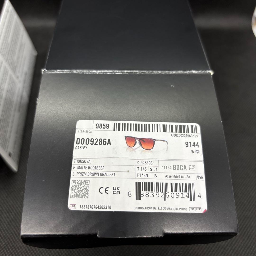 エ*ル様 Oakley オークリー thurso サーソー　OO9286A ブラ