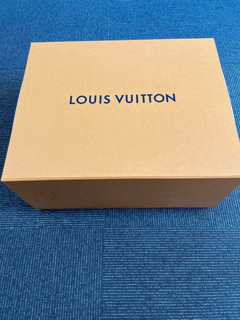 HERMES バッグ空箱　おまけルイヴィトン箱付