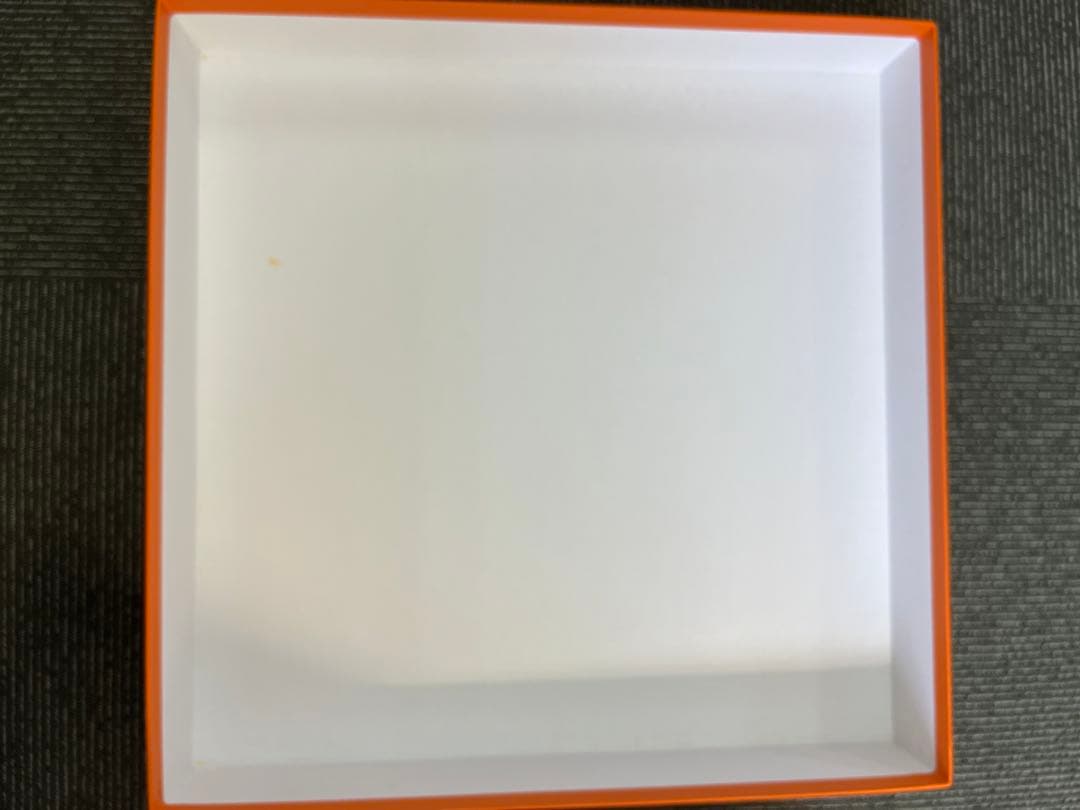 HERMES バッグ空箱　おまけルイヴィトン箱付