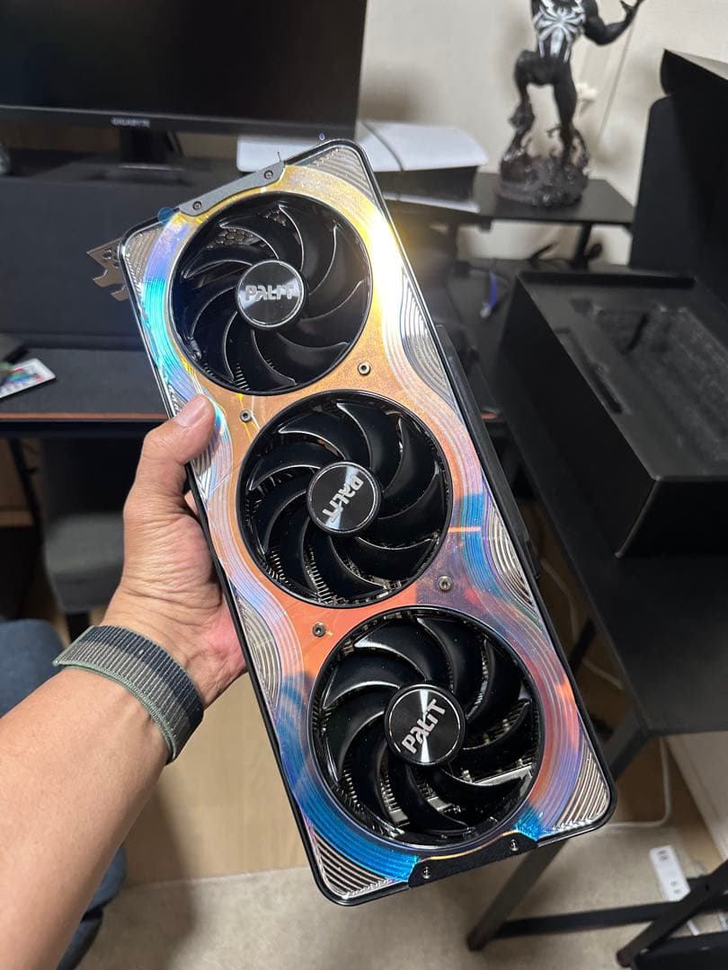 グラフィックボード・グラボ・ビデオカード Palit RTX 5080 vram 16gb