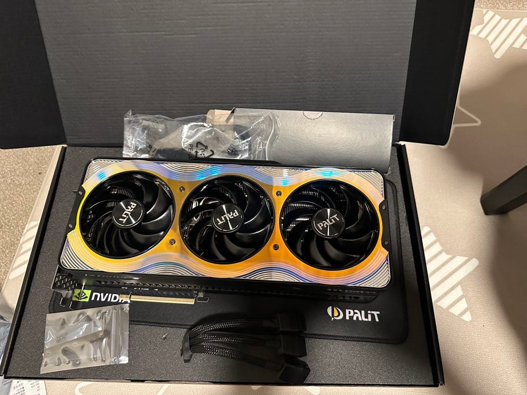 グラフィックボード・グラボ・ビデオカード Palit RTX 5080 vram 16gb