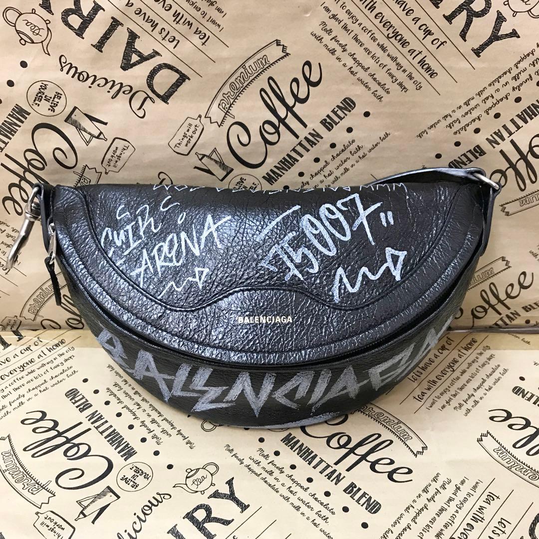 バレンシアガ スーベニア グラフィティ バッグ ウエストポーチ S3098