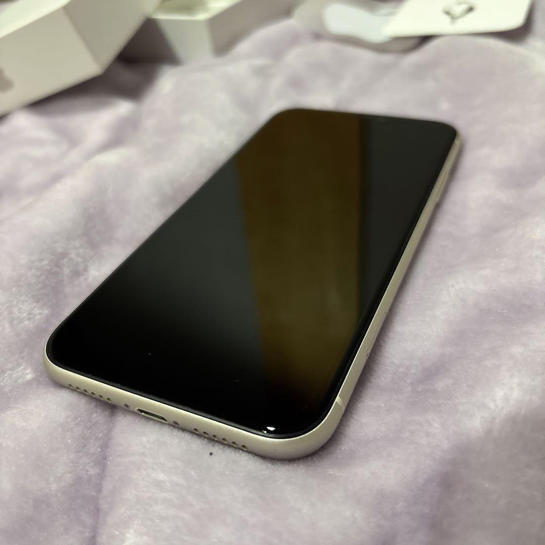 【美品】 SIMフリー iPhone11 ホワイト 64GB バッテリー99%