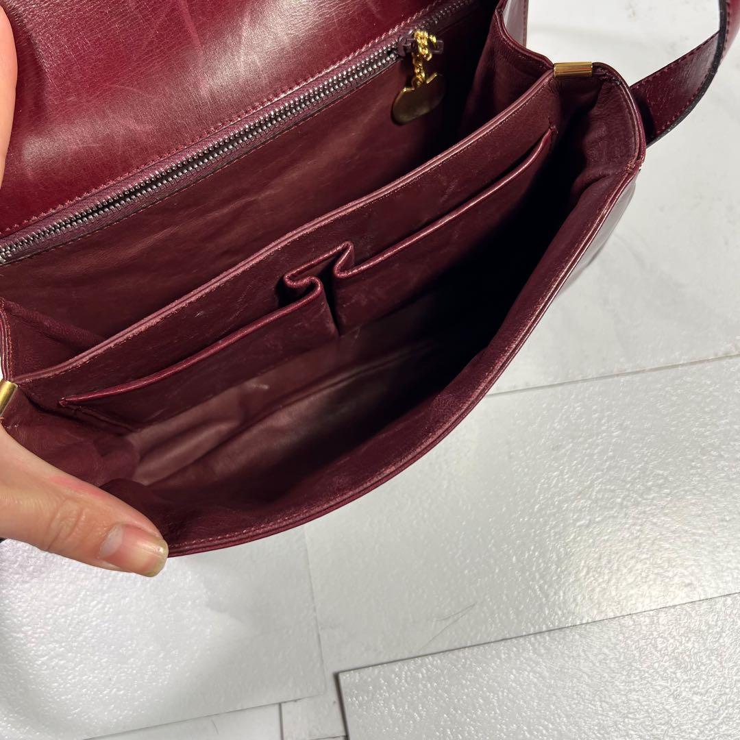 セリーヌ トリオンフ ショルダーバッグ カーフレザー ロック金具 ボルドー
