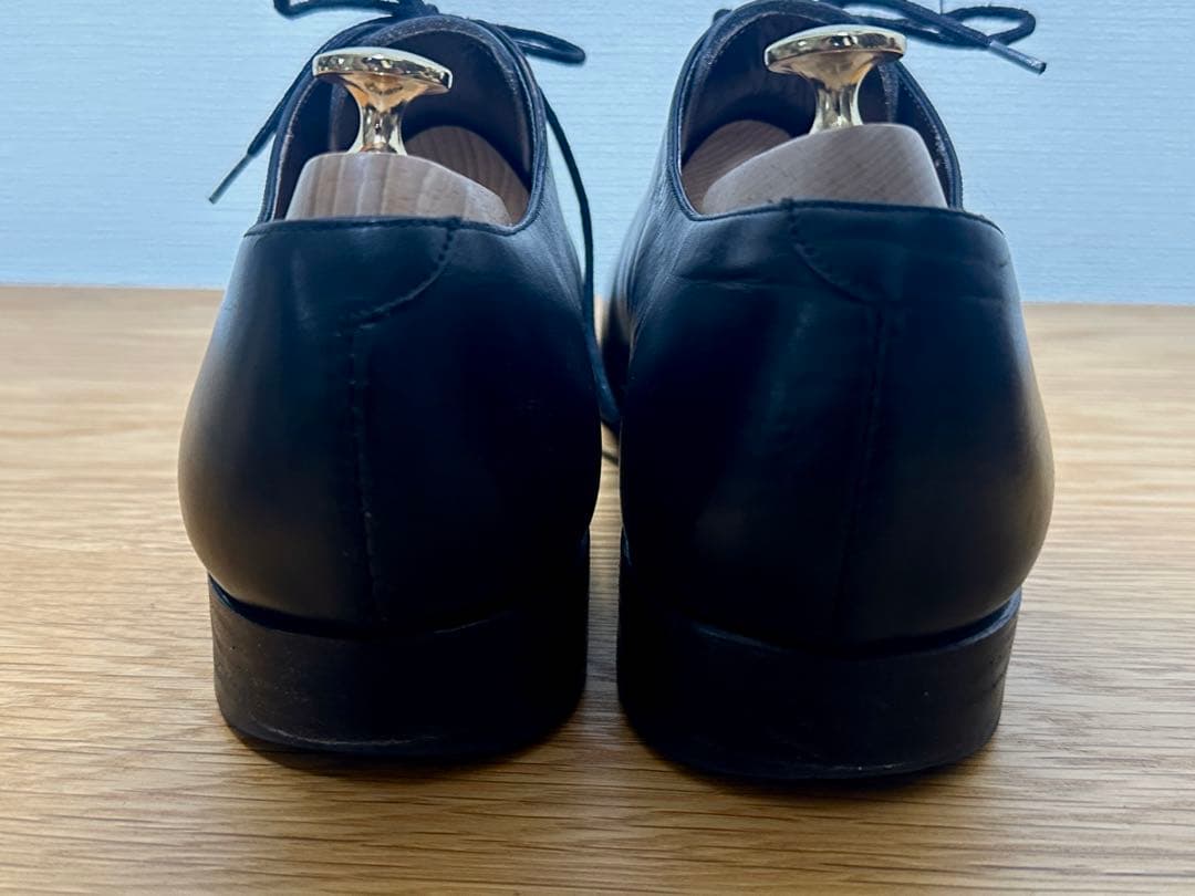 UK9.5 カルミナ　ホールカット ブラック