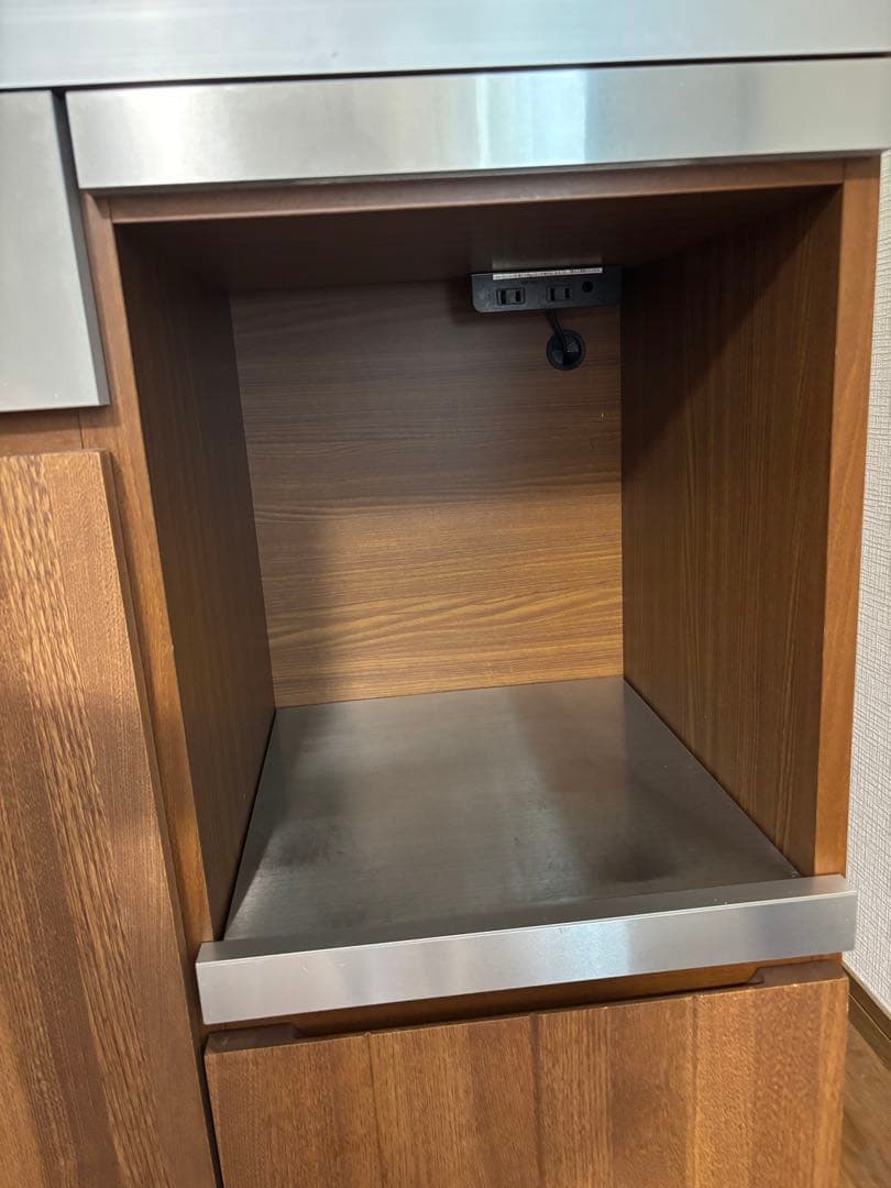 unico キッチンカウンター ウニコ　食器棚 ステンレス