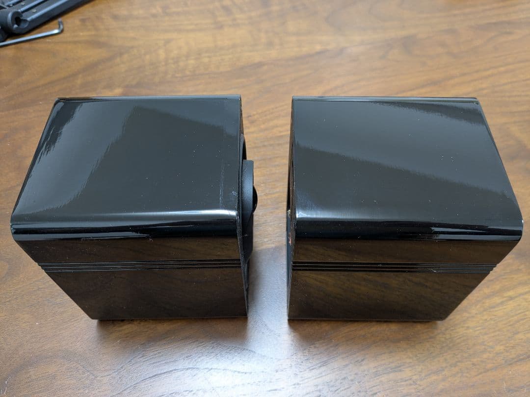 スピーカー・ウーファー ELAC BS302