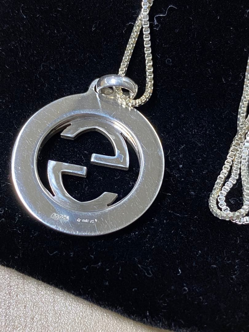 美品 GUCCI ギョーシェペンダント ベネチアンチェーン