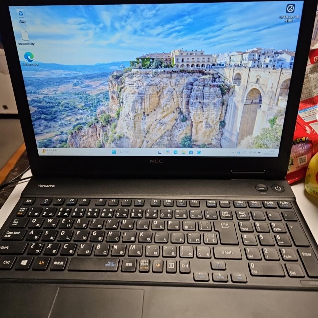 NEC ノート SSD512GB、RAM16GB