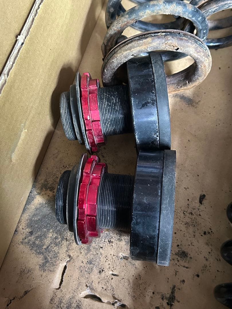 ビアンテ　Largus 全長調整式　車高調