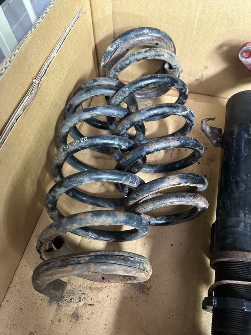 ビアンテ　Largus 全長調整式　車高調