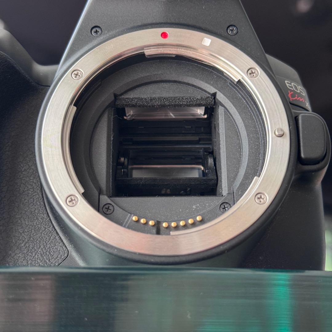 【格安・早い者勝ち】Canon EOS Kiss X10 デジタル一眼レフカメラ