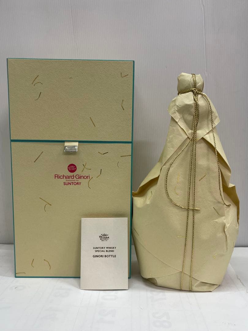 未開栓 SUNTORY サントリー リチャードジノリ 25-30年ウイスキー
