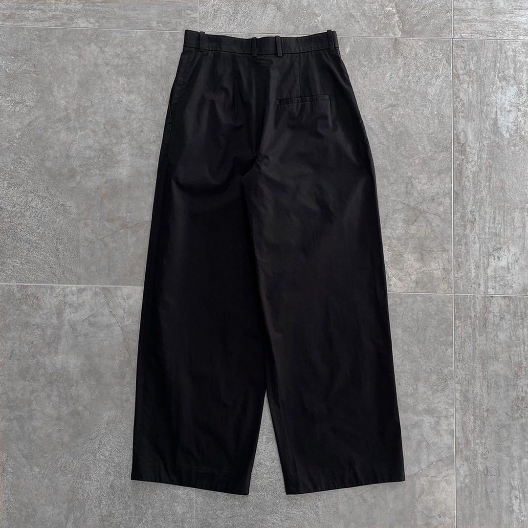 COS ワイドスラックス