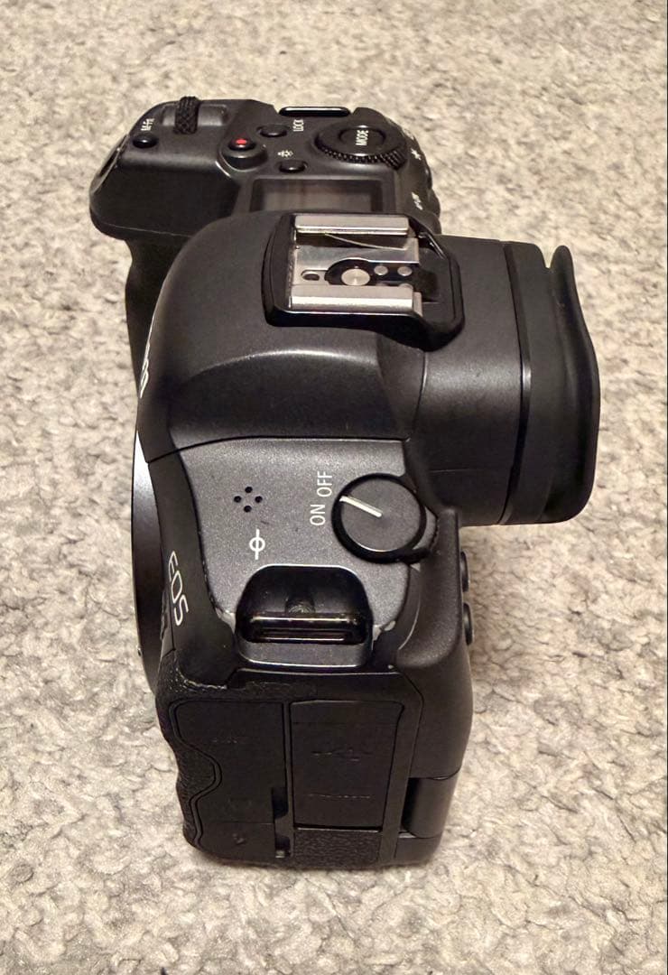 ミラーレス一眼カメラCanon EOS R5 ボディー EOS R5